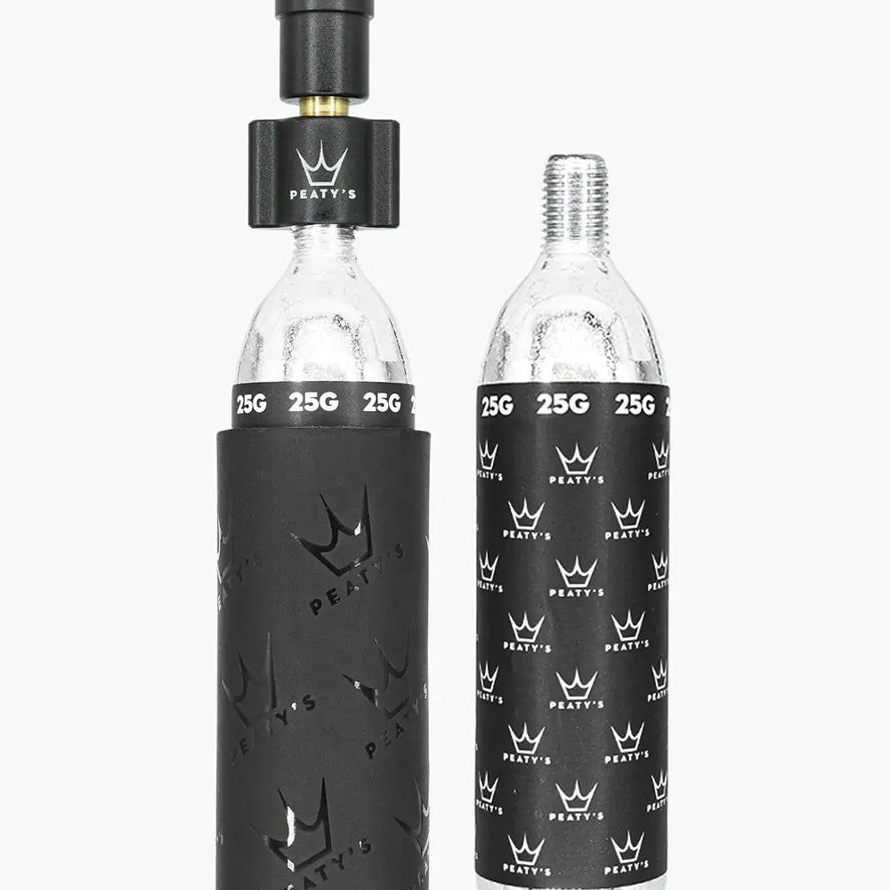 Peaty's Holeshot CO2 Inflator Kit in Black