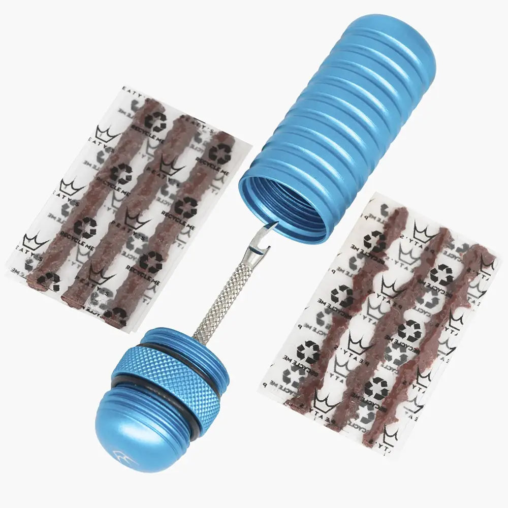 Peaty's Holeshot Tubeless Puncture Plugger Kit in Turquoise