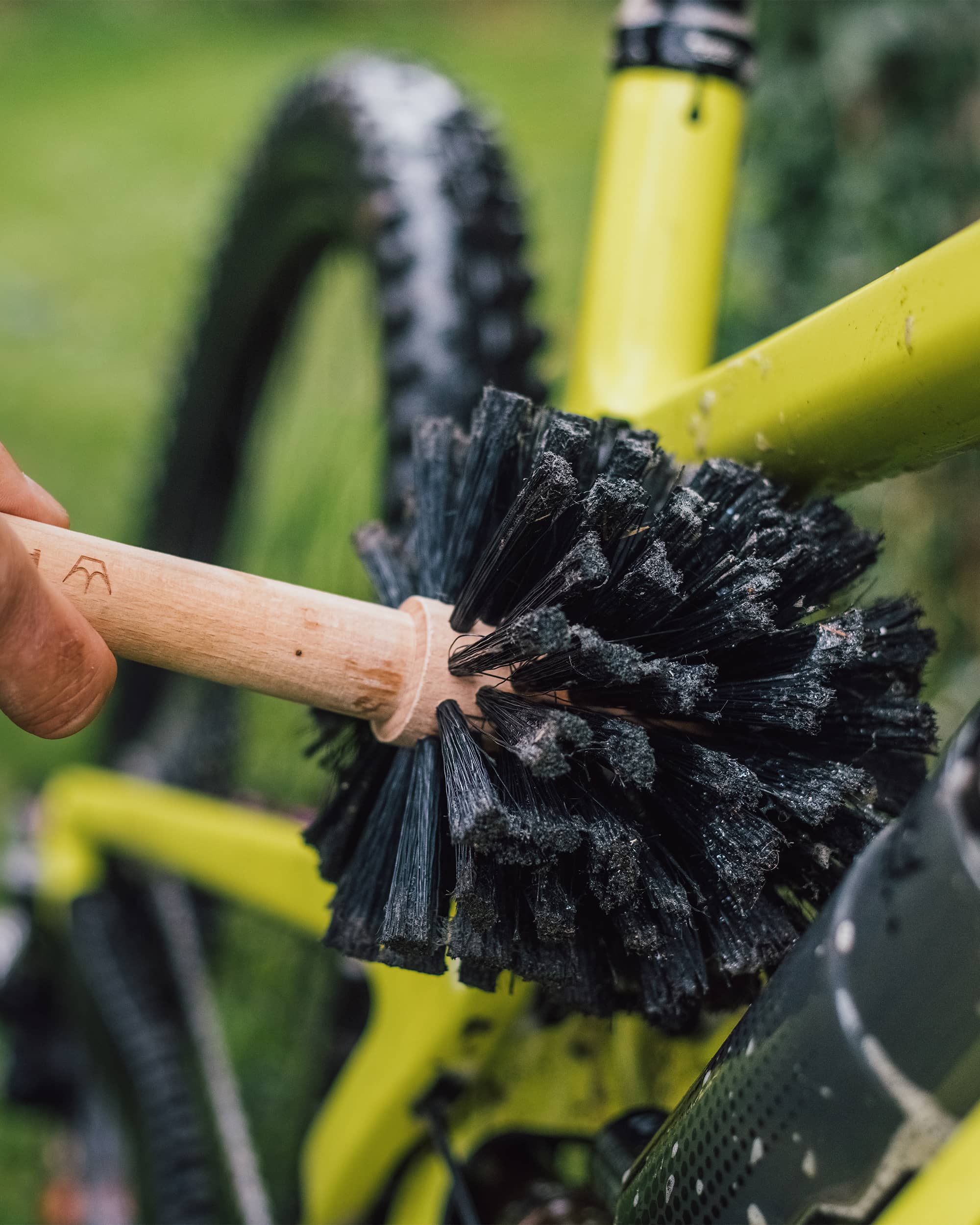 Peaty's Bog Brush in use