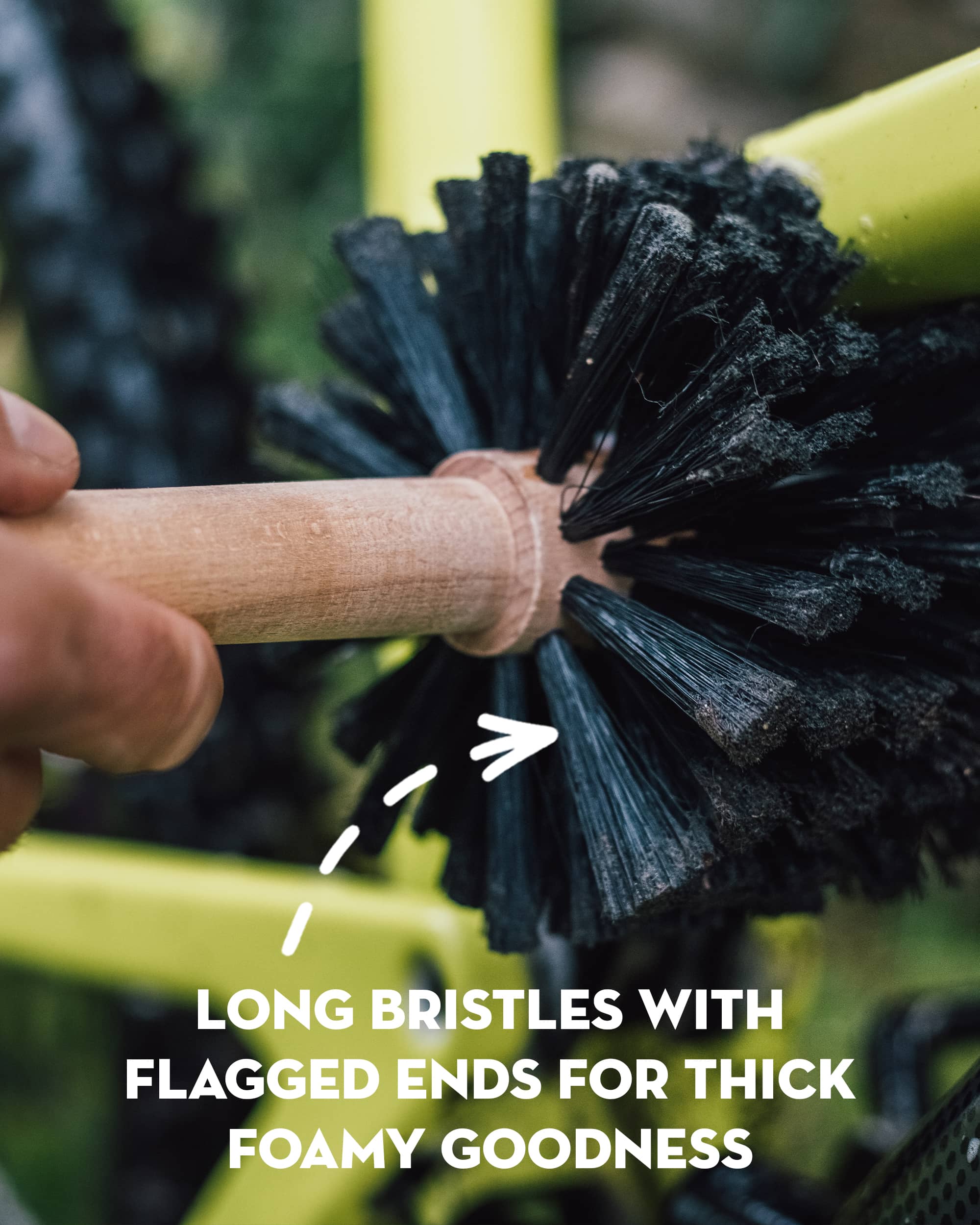 Peaty's Bog Brush - Long bristles with flagged ends for thick foamy goodness